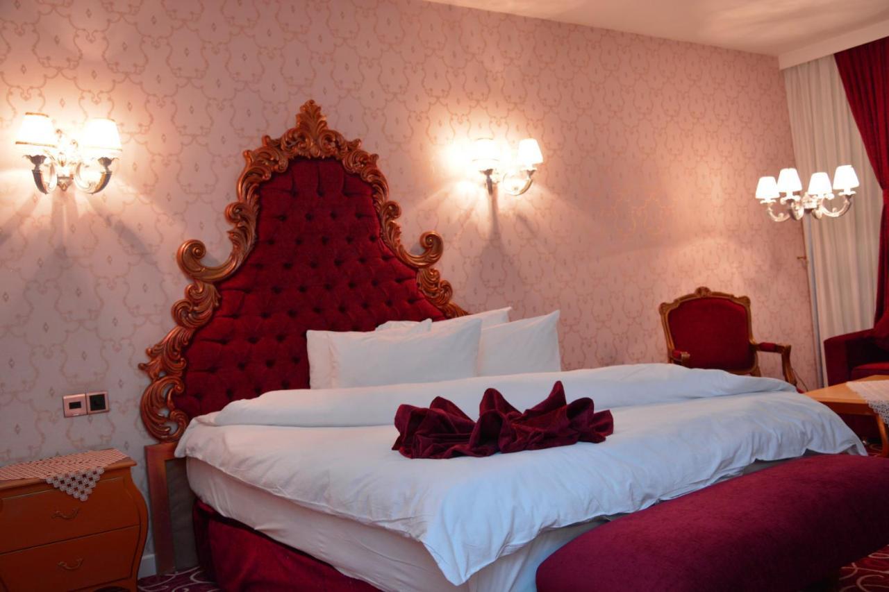 Deluxe Hotel กันจา ภายนอก รูปภาพ