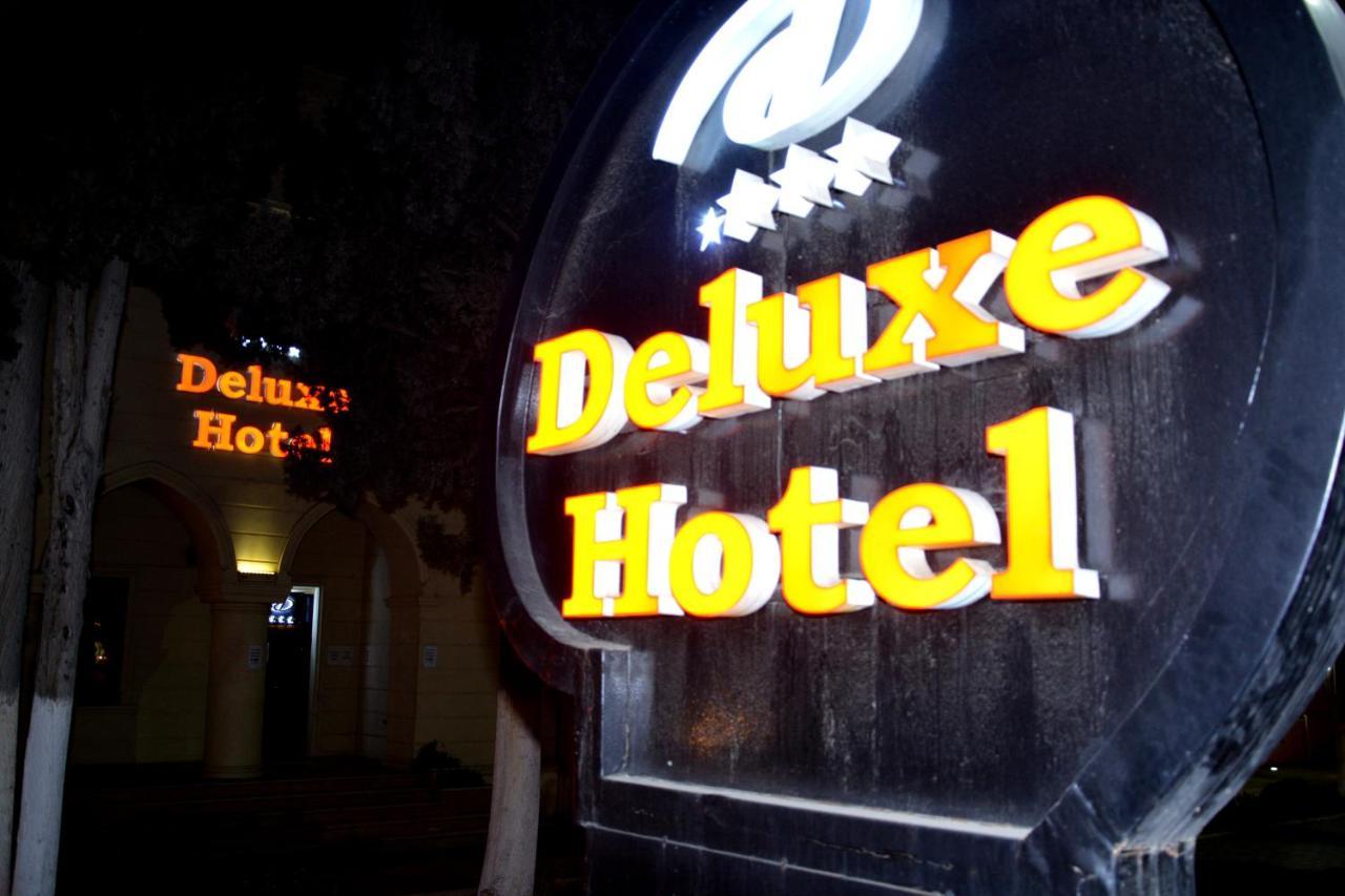 Deluxe Hotel กันจา ภายนอก รูปภาพ
