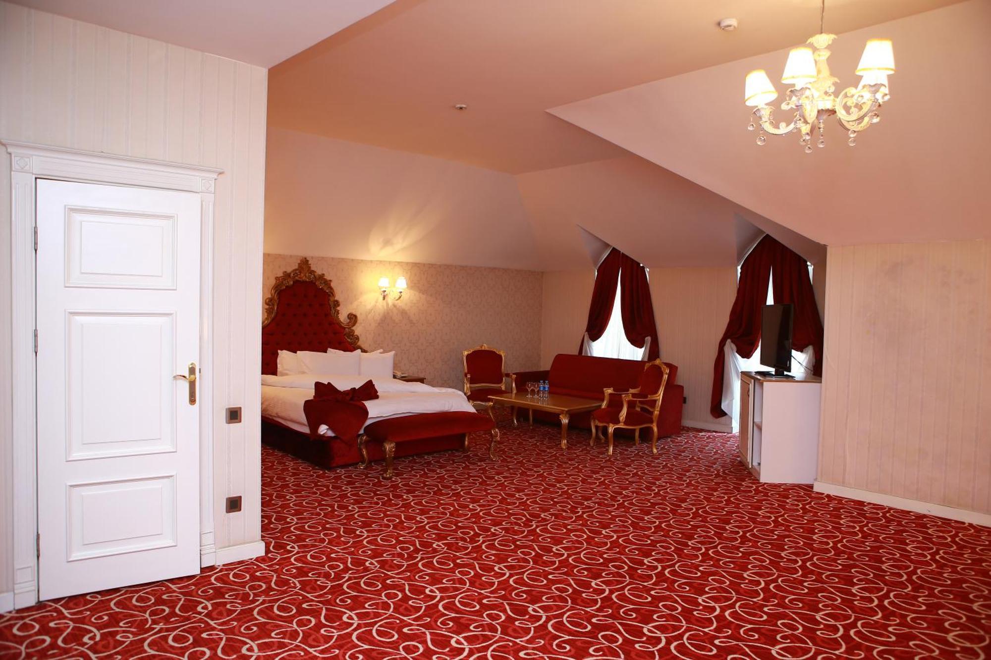 Deluxe Hotel กันจา ภายนอก รูปภาพ
